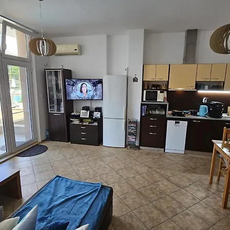 Apartment Grand Kamelia C1 *